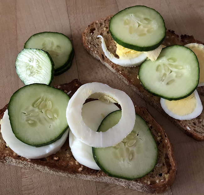 cucumber and hard boiled egg sandwich