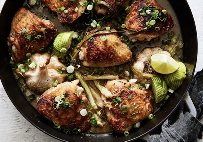 garlicky chicken thighs