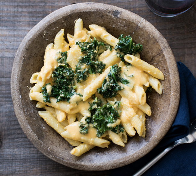 Stovetop mac & cheese with kale